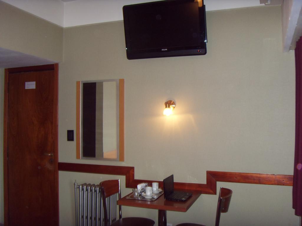 Hotel Embajador Росаріо Номер фото